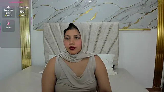 Snapshot of Amyra_Rasi chatting on 11-01-25, 07:16 Amyra Rasi online show from 11-01-25, 07:16