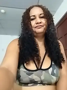 MEYBELLATINA online show from 11-14-25, 09:24