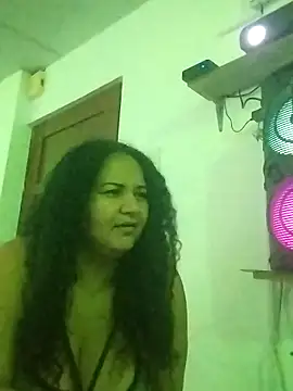 MEYBELLATINA online show from 06-13-26, 01:36