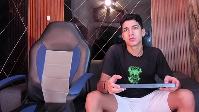 Stiben boy online show from 12-04-25, 12:25