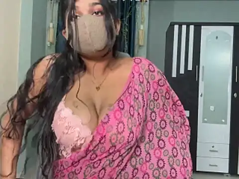 Snapshot of Lisa_afreen chatting on 06-10-26, 06:40 Lisa afreen online show from 06-10-26, 06:40