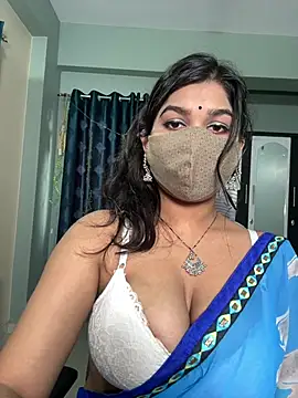 Snapshot of Lisa_afreen chatting on 06-22-26, 11:18 Lisa afreen online show from 06-22-26, 11:18