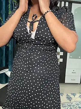 Snapshot of Lisa_afreen chatting on 07-19-26, 07:23 Lisa afreen online show from 07-19-26, 07:23