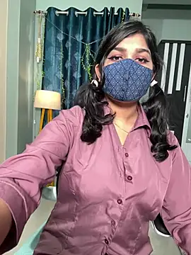 Snapshot of Lisa_afreen chatting on 07-20-26, 11:23 Lisa afreen online show from 07-20-26, 11:23