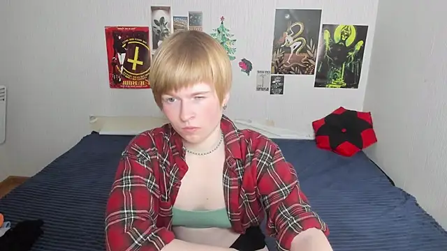 Cattie w  online show from 04-16-26, 01:17