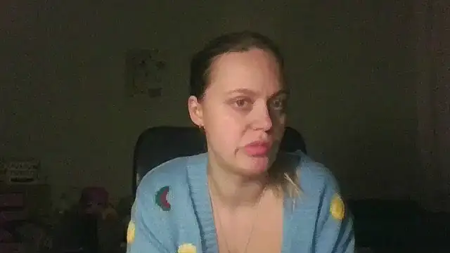 Snapshot of Cynoraye chatting on 02-11-26, 08:14 Cynoraye online show from 02-11-26, 08:14