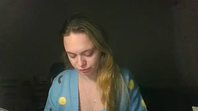 Snapshot of Cynoraye chatting on 02-15-26, 11:23 Cynoraye online show from 02-15-26, 11:23