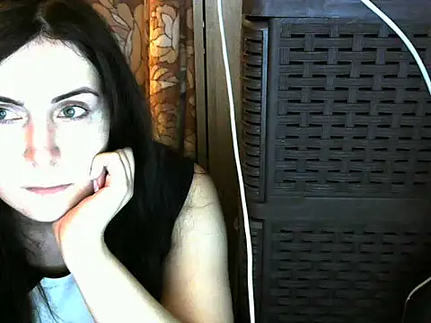 Snapshot of Jarivane chatting on 02-11-26, 06:35 Jarivane online show from 02-11-26, 06:35