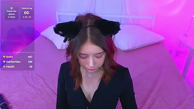 Snapshot of _Amelia_Shine_ chatting on 11-22-25, 11:31 Amelia Shine online show from 11-22-25, 11:31