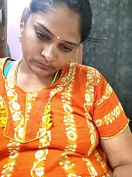 navyasree143 online show from 09-30-25, 03:11