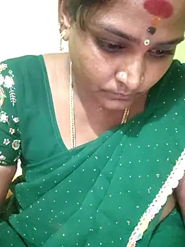 navyasree143 online show from 11-19-25, 12:38