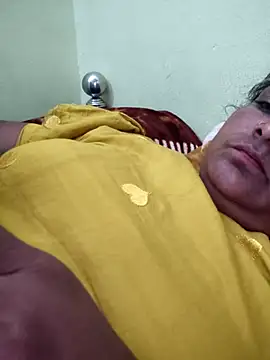 navyasree143 online show from 04-13-26, 10:21