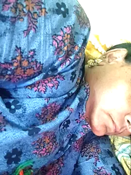 navyasree143 online show from 04-17-26, 12:57