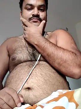 Snapshot of desiyouth94 chatting on 10-17-25, 04:48 desiyouth94 online show from 10-17-25, 04:48