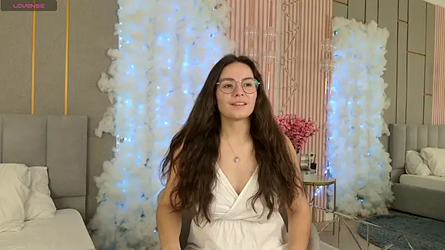 GabiBatista online show from 10-15-25, 05:07