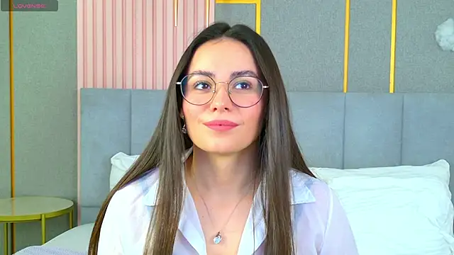 GabiBatista online show from 11-17-25, 05:24