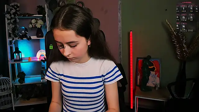 rebecca smile online show from 11-30-25, 12:42