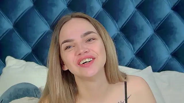 AnitaVenture online show from 11-05-25, 04:23