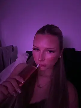 blondeeee online show from 02-25-26, 05:55