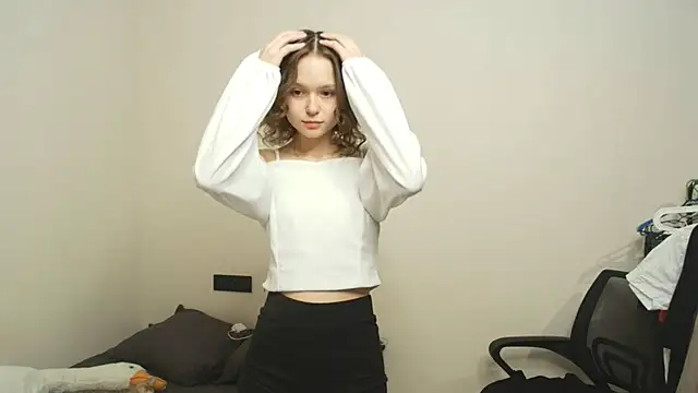 CandyPiggy online show from 11-12-25, 07:13