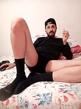 Snapshot of krerem chatting on 03-23-26, 04:11 krerem online show from 03-23-26, 04:11