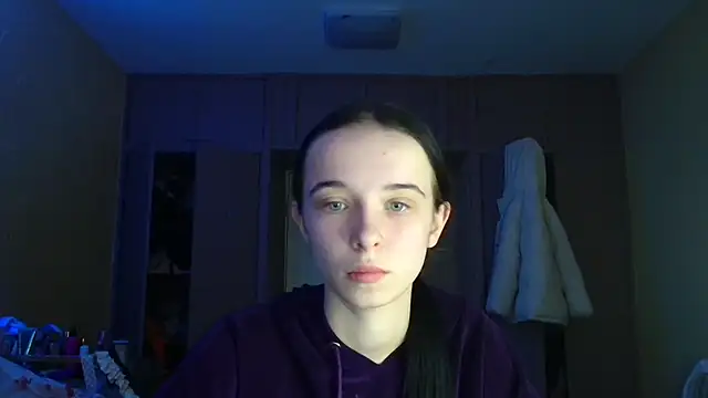 Emilia Light online show from 02-02-26, 07:29