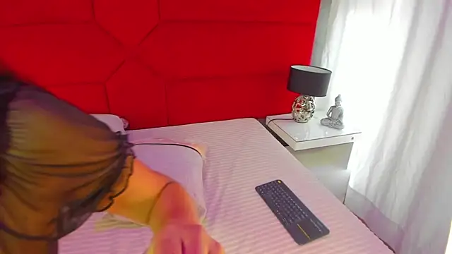 ashlye collins online show from 11-09-25, 01:42