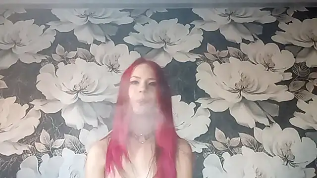 Snapshot of LiaCusson chatting on 09-26-25, 01:09 LiaCusson online show from 09-26-25, 01:09