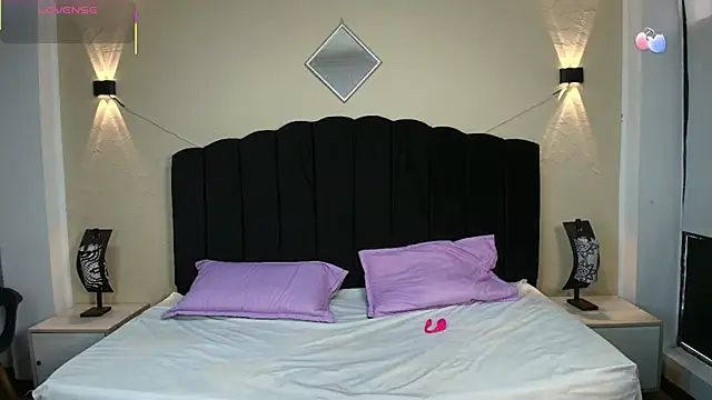 GabySweett  online show from 12-16-25, 12:32