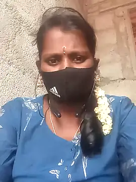 Snapshot of Tamil_Hot_Sandy chatting on 10-02-25, 08:54 Tamil Hot Sandy online show from 10-02-25, 08:54