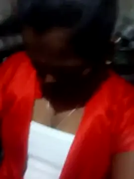 Snapshot of Tamil_Hot_Sandy chatting on 11-06-25, 06:09 Tamil Hot Sandy online show from 11-06-25, 06:09