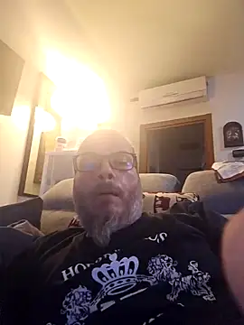 ilmilanese76 online show from 09-25-25, 05:16