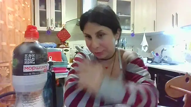 QueenMomyS online show from 10-16-25, 08:10