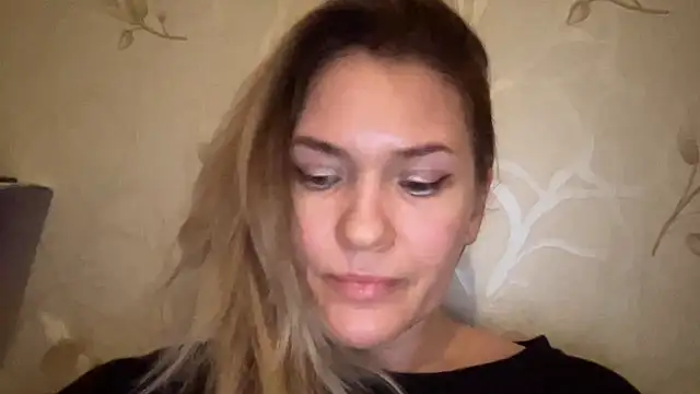 Snapshot of Milysoren chatting on 02-01-26, 05:22 Milysoren online show from 02-01-26, 05:22