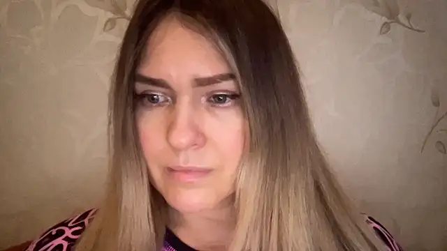 Snapshot of Milysoren chatting on 02-04-26, 02:34 Milysoren online show from 02-04-26, 02:34