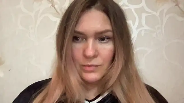 Snapshot of Milysoren chatting on 02-12-26, 04:13 Milysoren online show from 02-12-26, 04:13