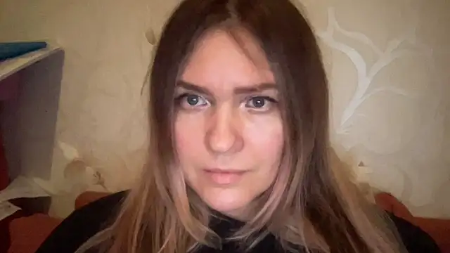 Snapshot of Milysoren chatting on 02-13-26, 06:37 Milysoren online show from 02-13-26, 06:37