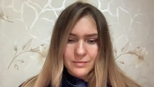 Snapshot of Milysoren chatting on 02-16-26, 06:37 Milysoren online show from 02-16-26, 06:37