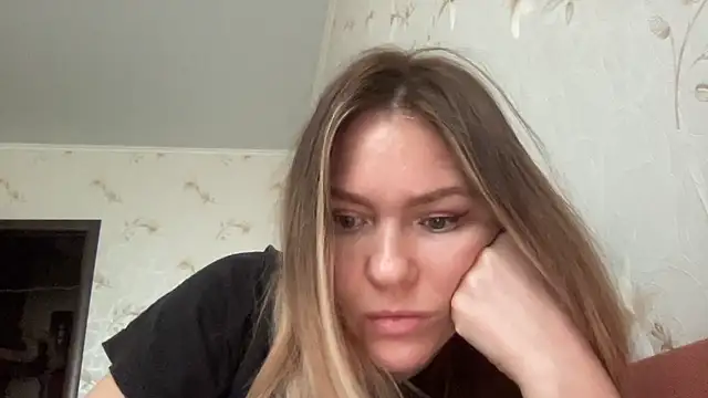 Snapshot of Milysoren chatting on 02-22-26, 05:30 Milysoren online show from 02-22-26, 05:30