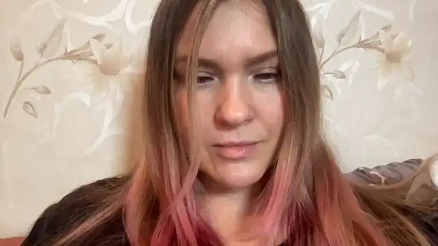 Snapshot of Milysoren chatting on 02-24-26, 05:55 Milysoren online show from 02-24-26, 05:55