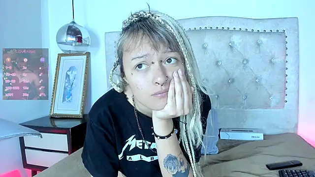 Snapshot of Baby_Punk1 chatting on 01-05-26, 07:50 Baby Punk1 online show from 01-05-26, 07:50