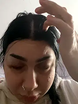 Snapshot of Romina6 chatting on 12-16-25, 07:35 Romina6 online show from 12-16-25, 07:35