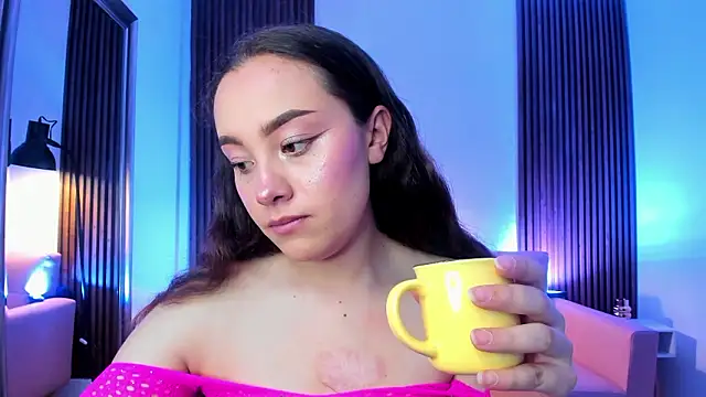 Snapshot of MAGIC_VERA chatting on 02-18-26, 03:30 MAGIC VERA online show from 02-18-26, 03:30