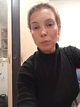 Snapshot of Conny_Shellie chatting on 12-15-25, 05:50 Conny Shellie online show from 12-15-25, 05:50