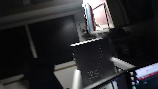 Snapshot of Kaede-Mama chatting on 11-08-25, 11:54 Kaede-Mama online show from 11-08-25, 11:54