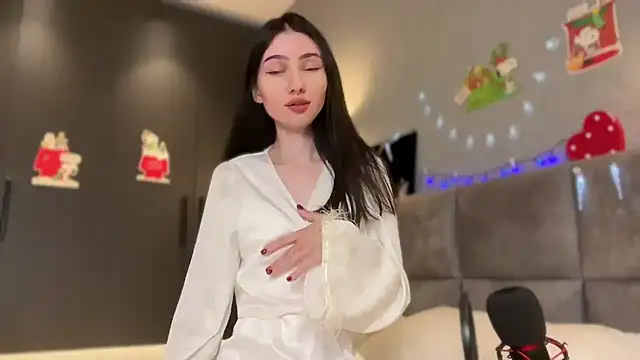 AnaMoonlight online show from 12-14-25, 04:18