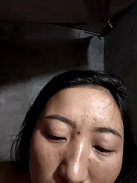 Snapshot of zhen-zo chatting on 10-26-25, 01:55 zhen-zo online show from 10-26-25, 01:55