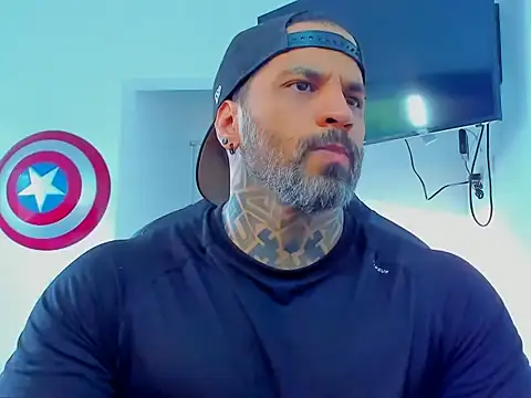 JoshRigby online show from 11-05-25, 09:48