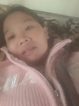 Snapshot of bree-zz chatting on 11-07-25, 02:44 bree-zz online show from 11-07-25, 02:44