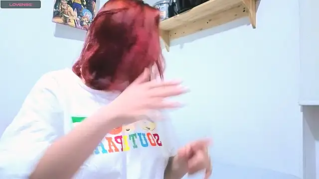 LyraCarter online show from 09-30-25, 12:37